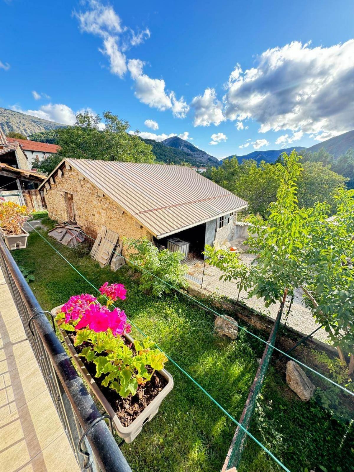 Maison De Village St Marcellin Veynes Exteriér fotografie